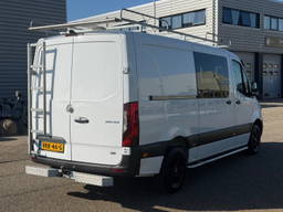 Mercedes-Benz Sprinter 4x4 dikke bakwagen jonge